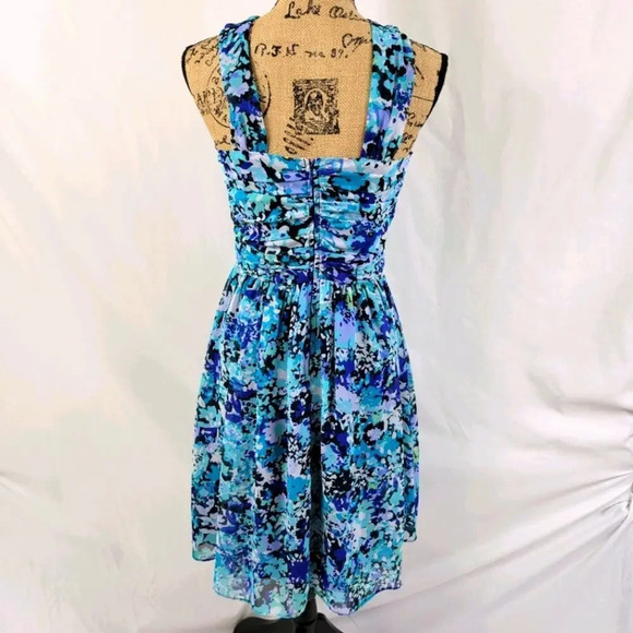 New York and Company Women's Floral Chiffon Twisted Collar Dress Size 0 Blue - Picture 3 of 15